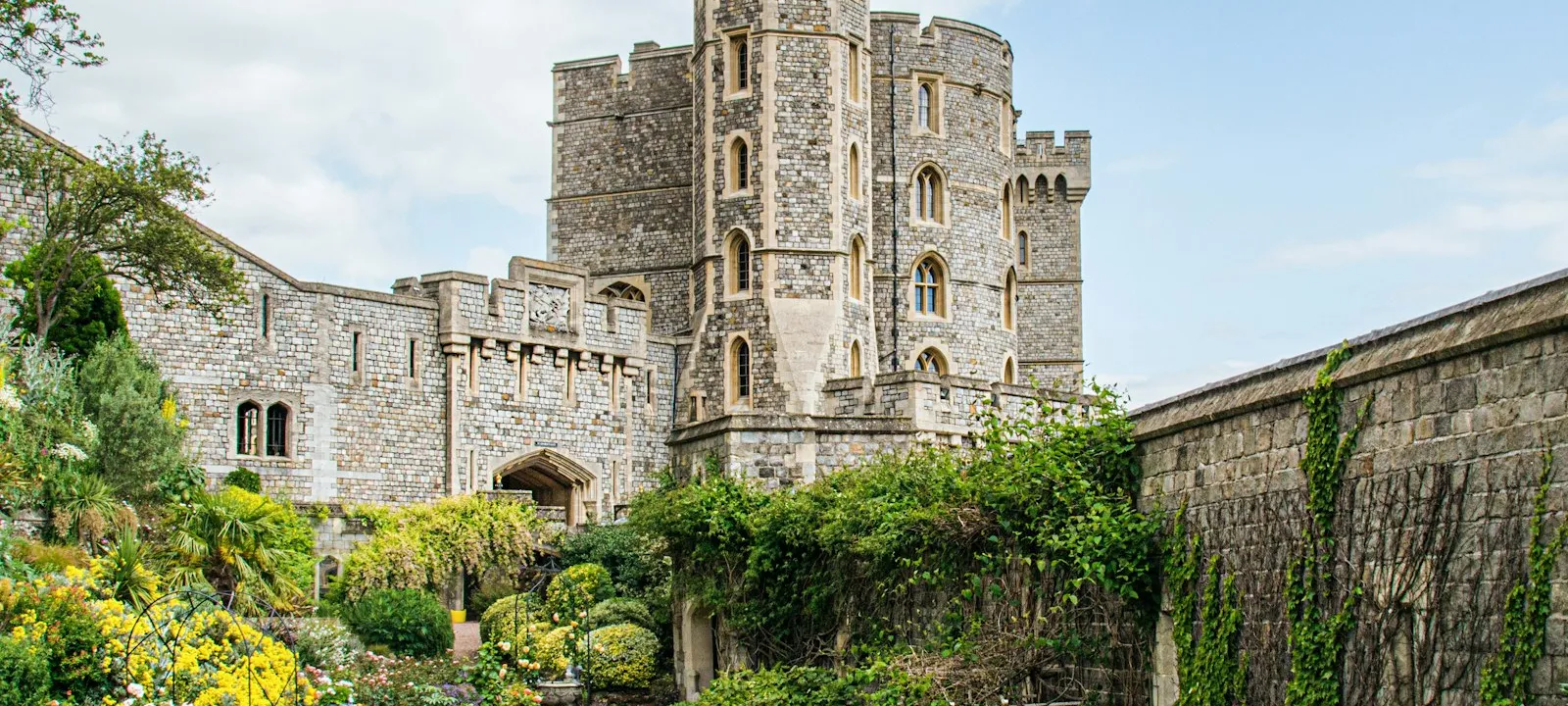 Windsor Castle near Windsor SL4 - Web Design Surrey | Bloxli Web Design Surrey