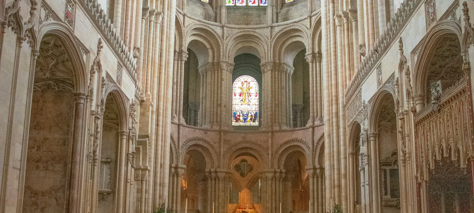 High Altar at Norwich Cathedral - Web Design Hull | Bloxli Web Design Hull