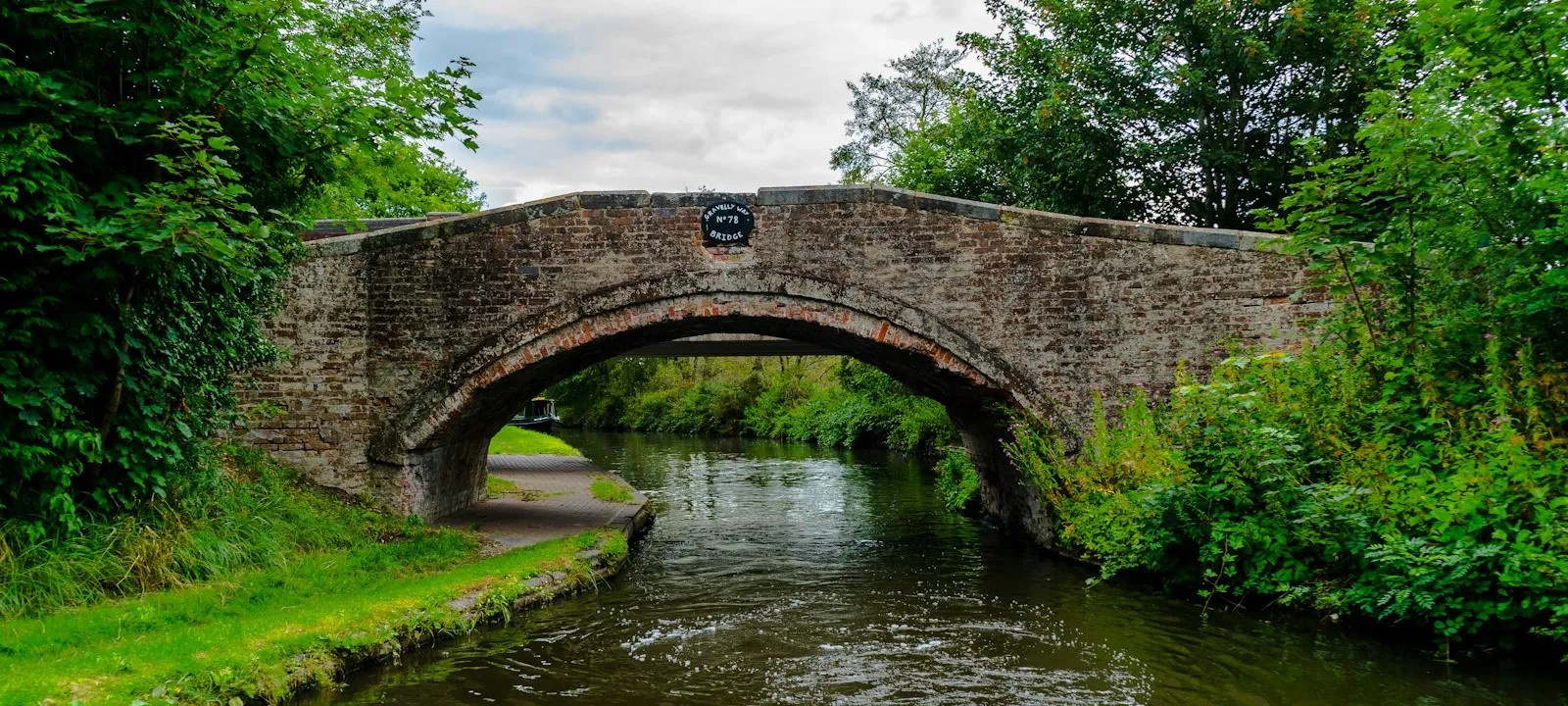 A photo from my narrowboat holiday - Web Design Wolverhampton | Bloxli Web Design Wolverhampton